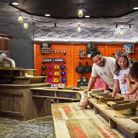 גרדן גרוב Great Wolf Lodge Southern California מראה חיצוני תמונה