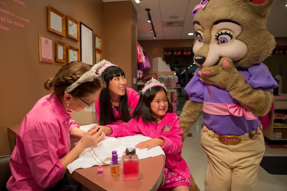 גרדן גרוב Great Wolf Lodge Southern California מראה חיצוני תמונה